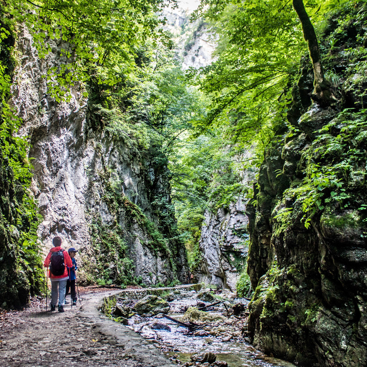 Gole dell’Infernaccio ed eremo di San Leonardo