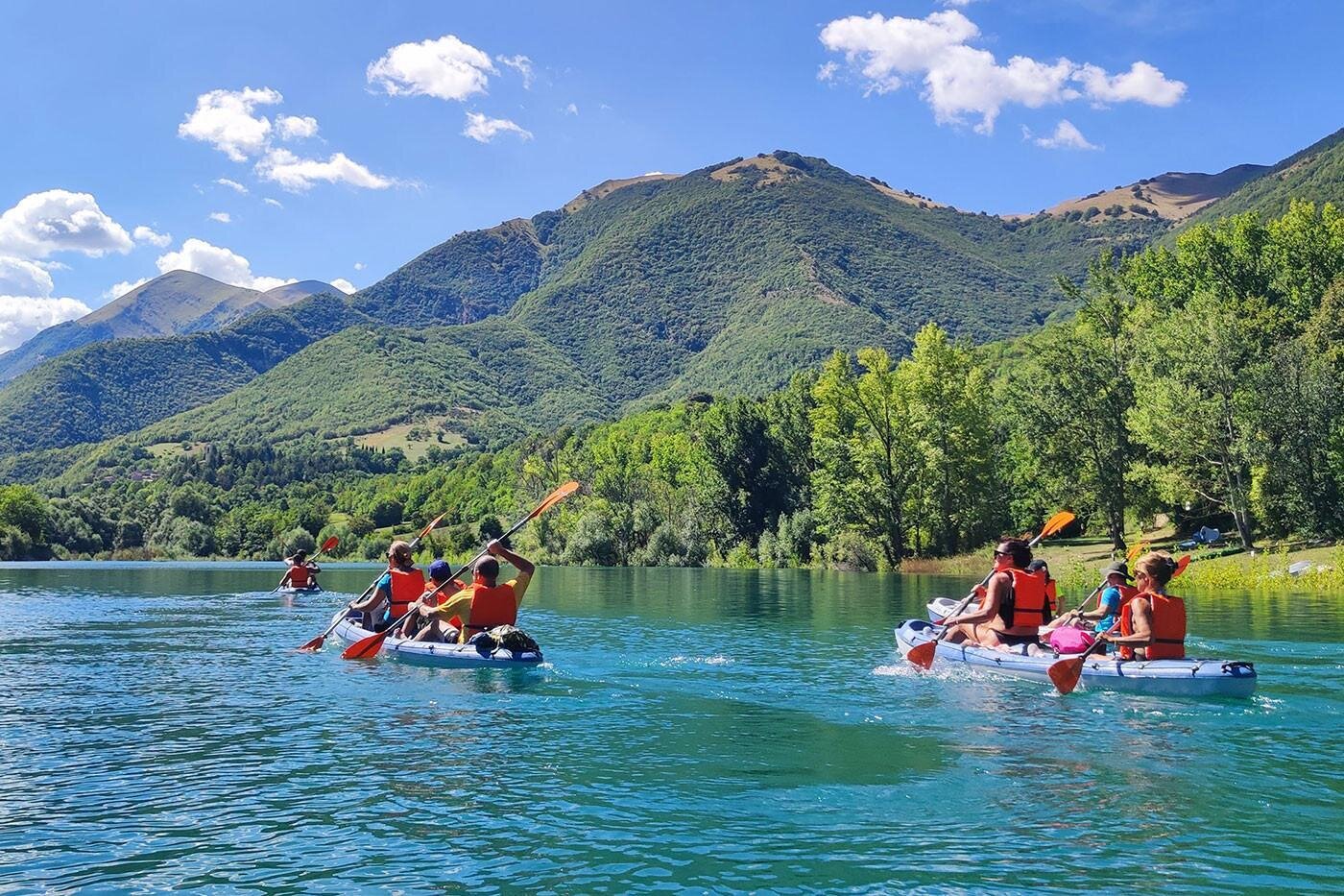 Lago di Fiastra: escursione in canoa e bagni