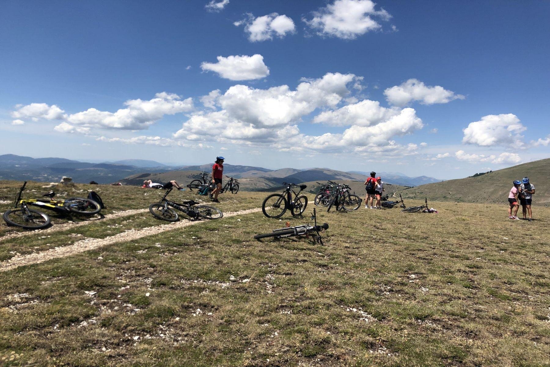 Pacchetto I Monti Sibillini in e-bike: emozioni autentiche in quota