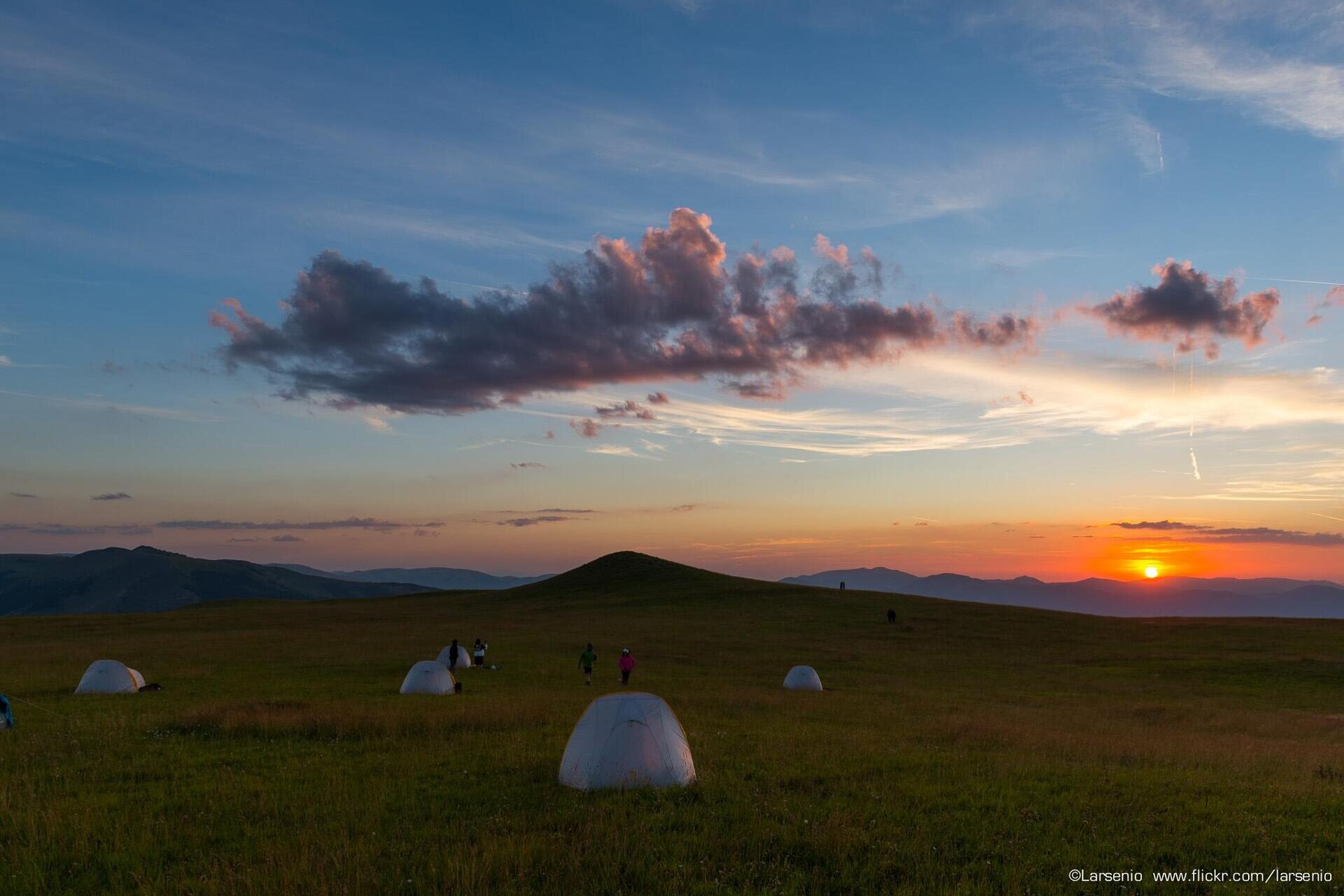 Pacchetto Trekking sui Sibillini: natura e avventura in tenda per famiglie