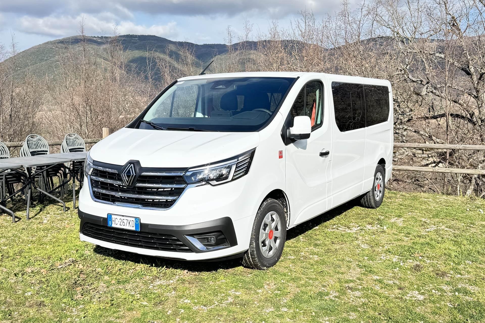 Servizio Transfer con Van 9 posti