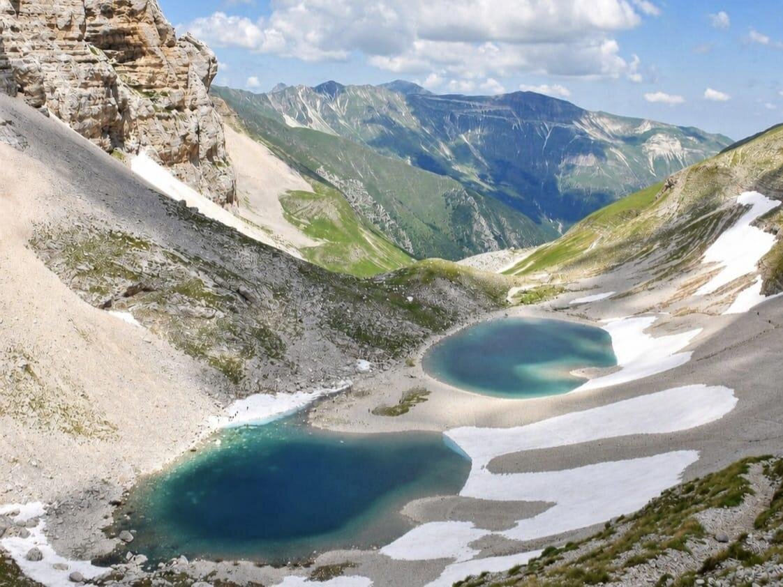 TRAVERSATA DEI LAGHI DI PILATO